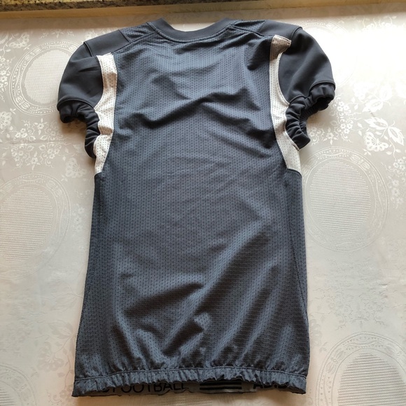 Adidas Men’s Size S Tech-Fit Hyped Football Mesh Shirt Gray/White Jersey Elastic - Picture 2 of 16